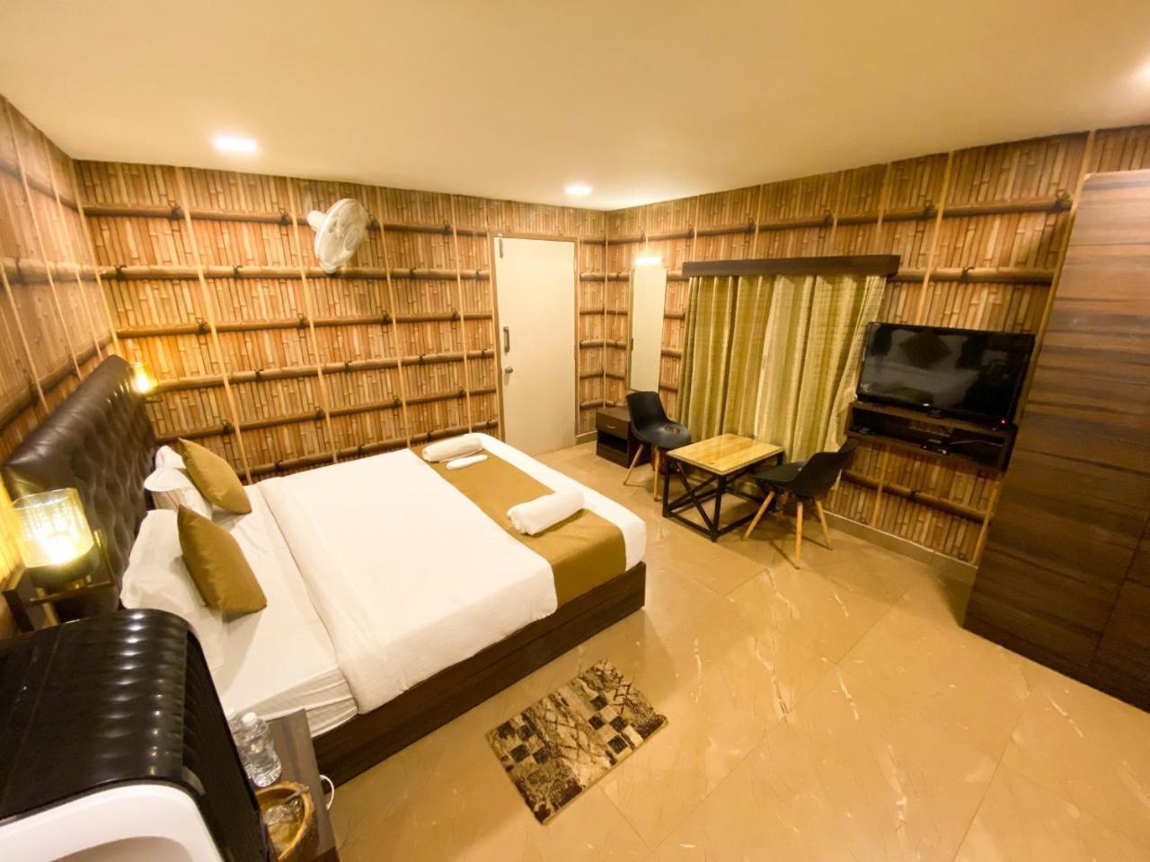 The Mountain Shades Resort Мадікері Екстер'єр фото
