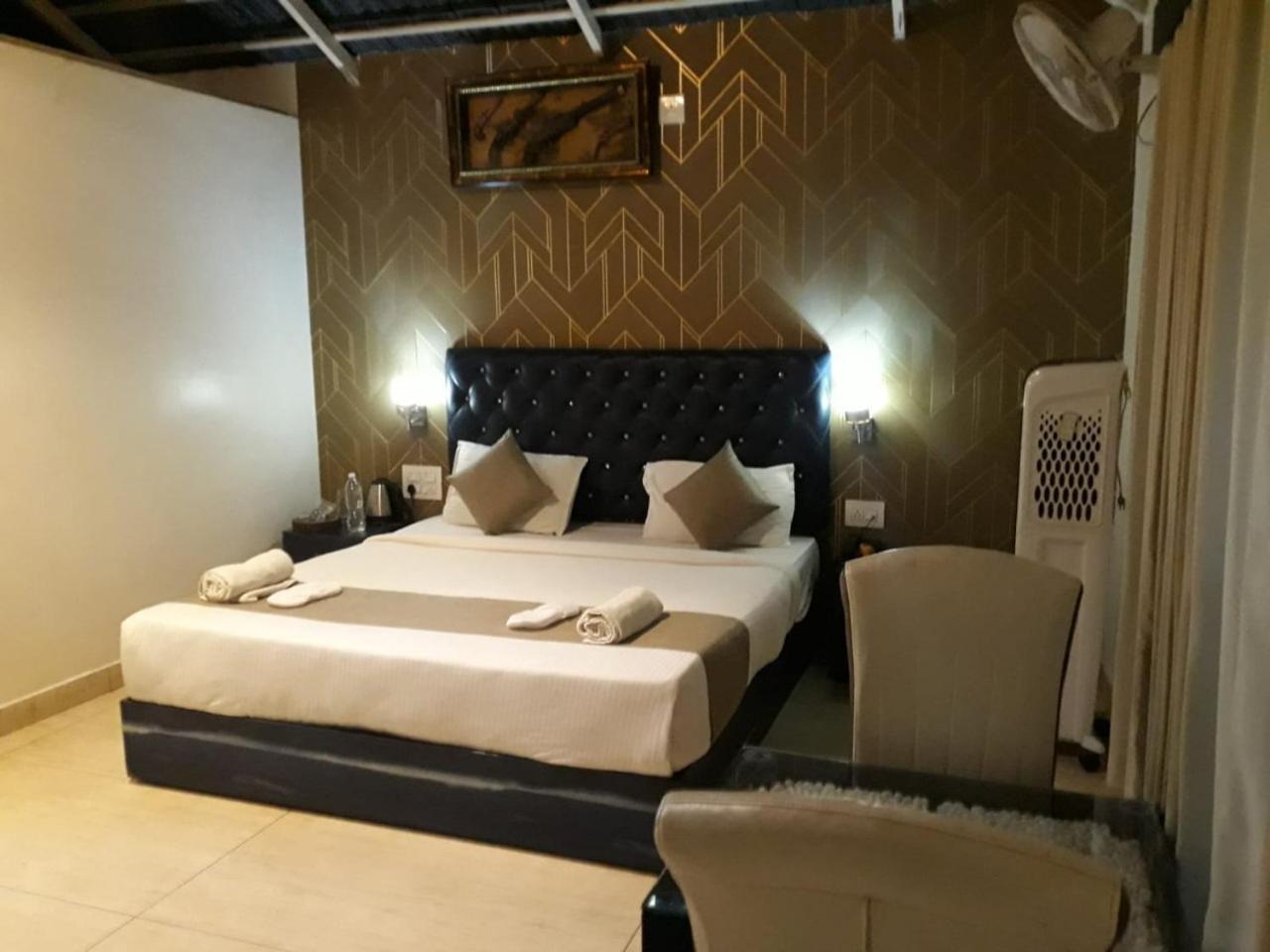 The Mountain Shades Resort Мадікері Екстер'єр фото