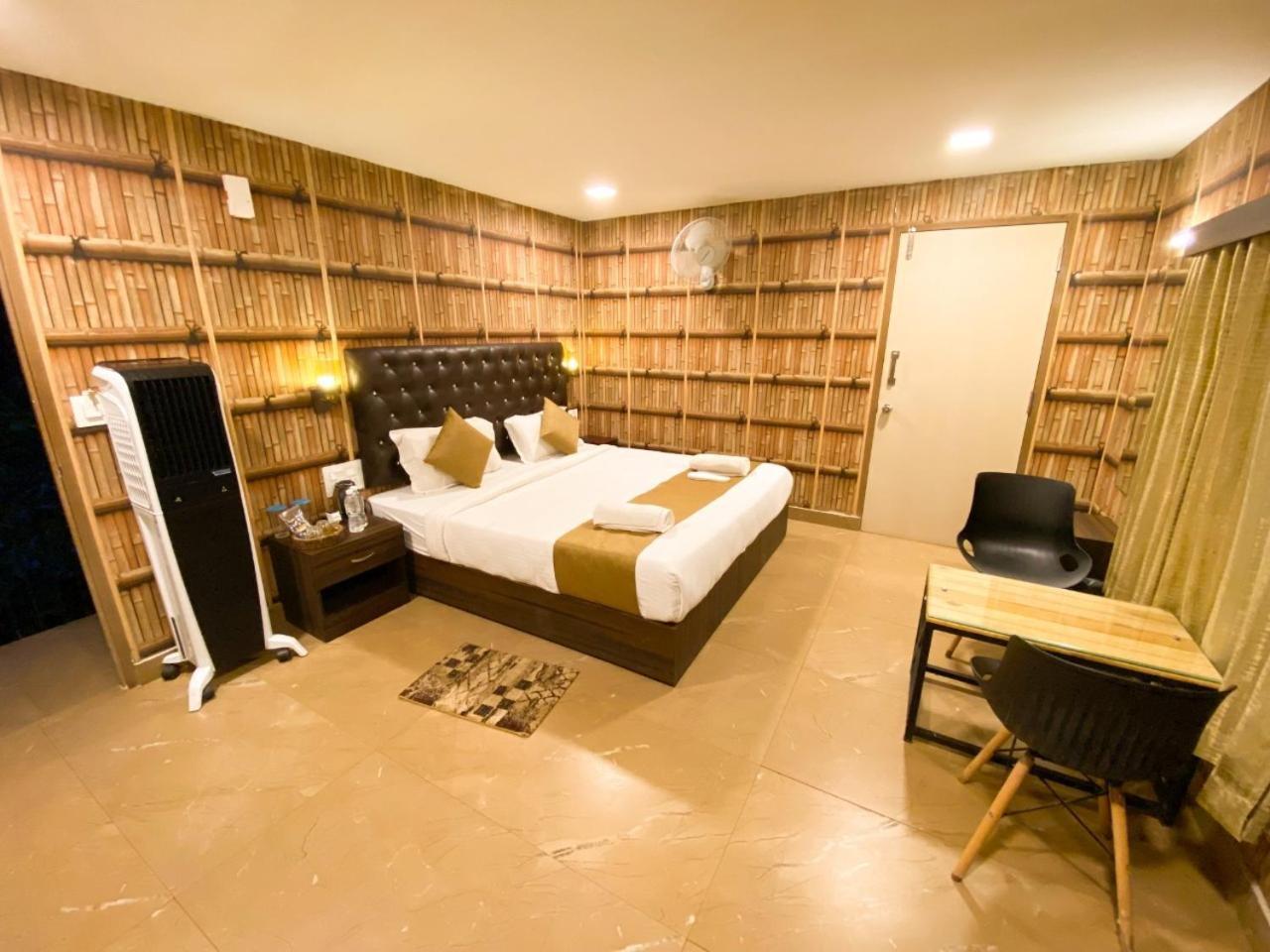 The Mountain Shades Resort Мадікері Екстер'єр фото