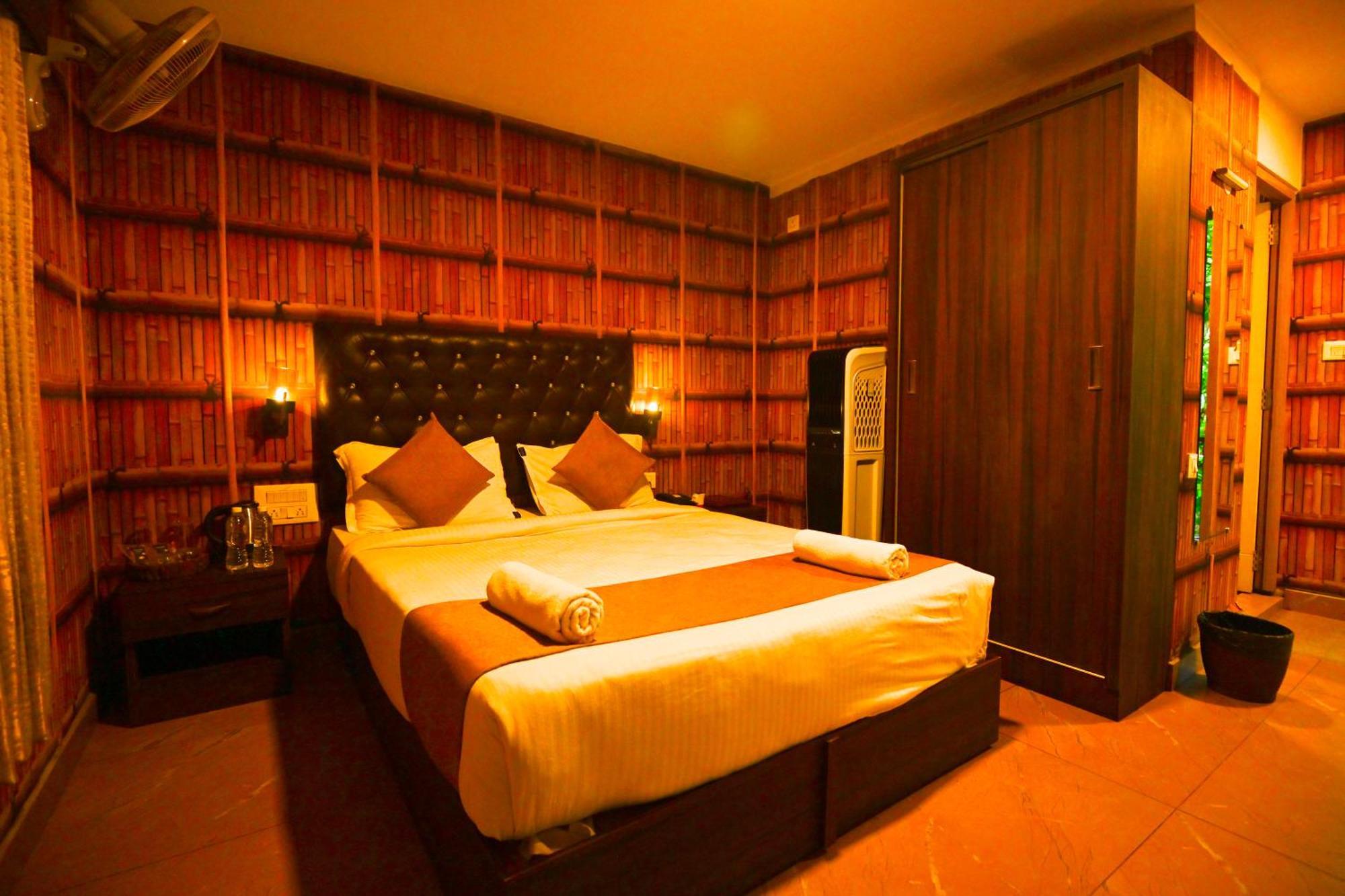 The Mountain Shades Resort Мадікері Екстер'єр фото